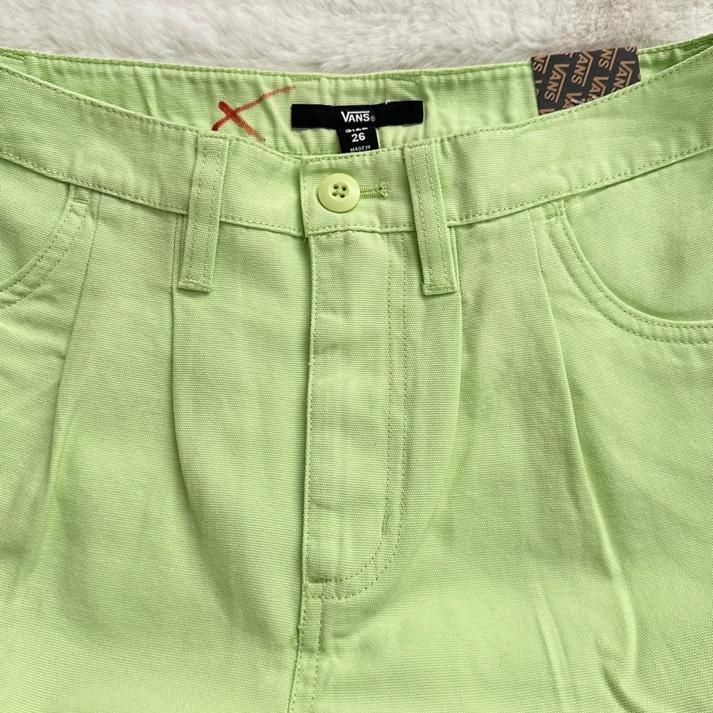 Vans Barnes Canvas Short, Sizes: 24, 25, 26 - Picture 10 of 10